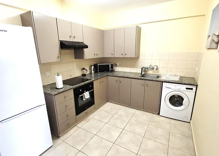 Apartamento Stylish 2br With Balcony, Wifi & Pool