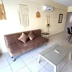Apartamento Stylish 2br With Balcony, Wifi & Pool